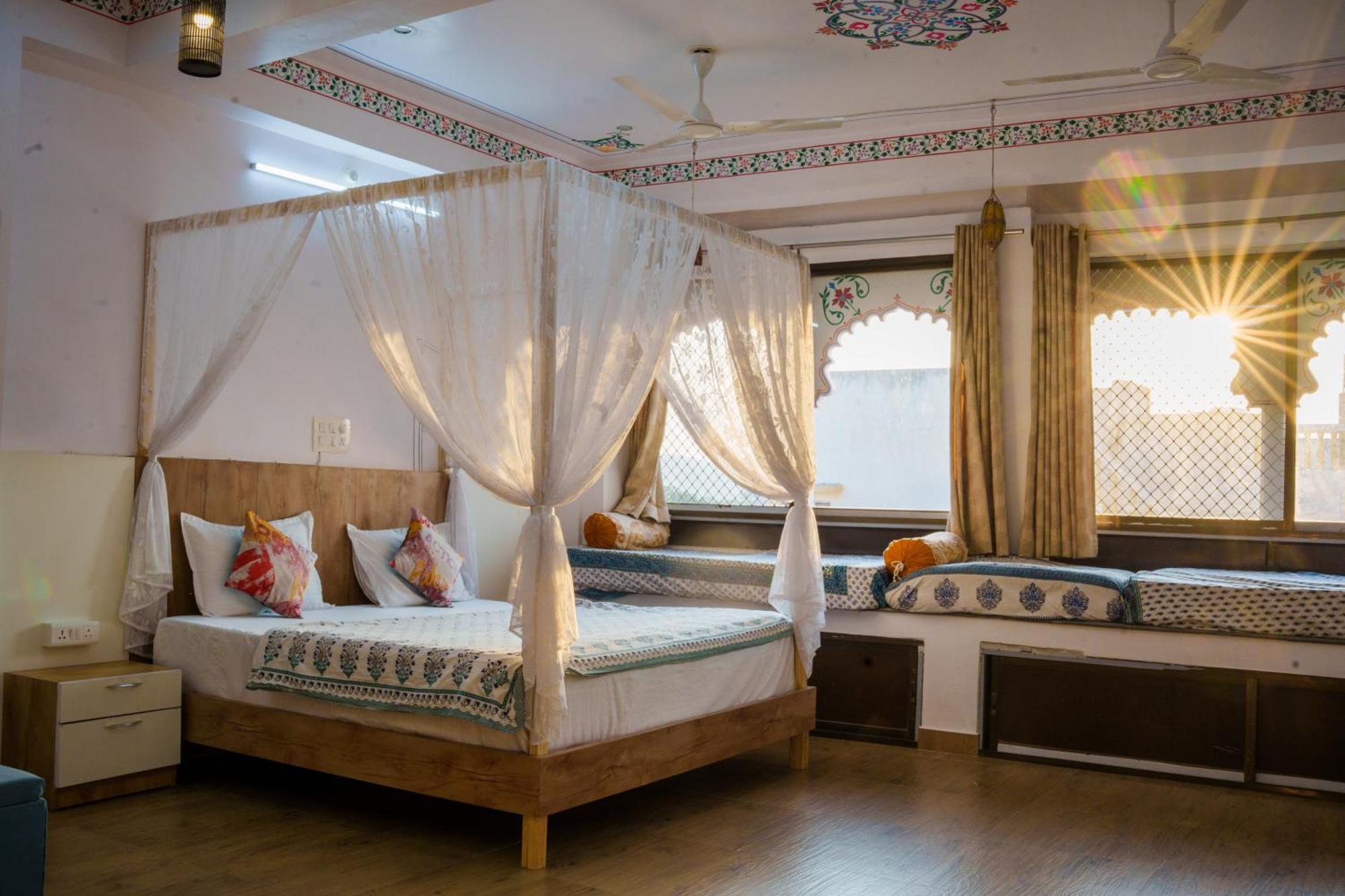 Musafir Hostel อุเดเปอร์ ภายนอก รูปภาพ