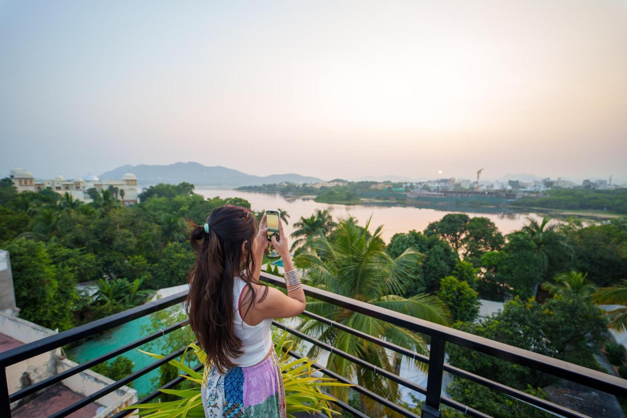 Musafir Hostel อุเดเปอร์ ภายนอก รูปภาพ