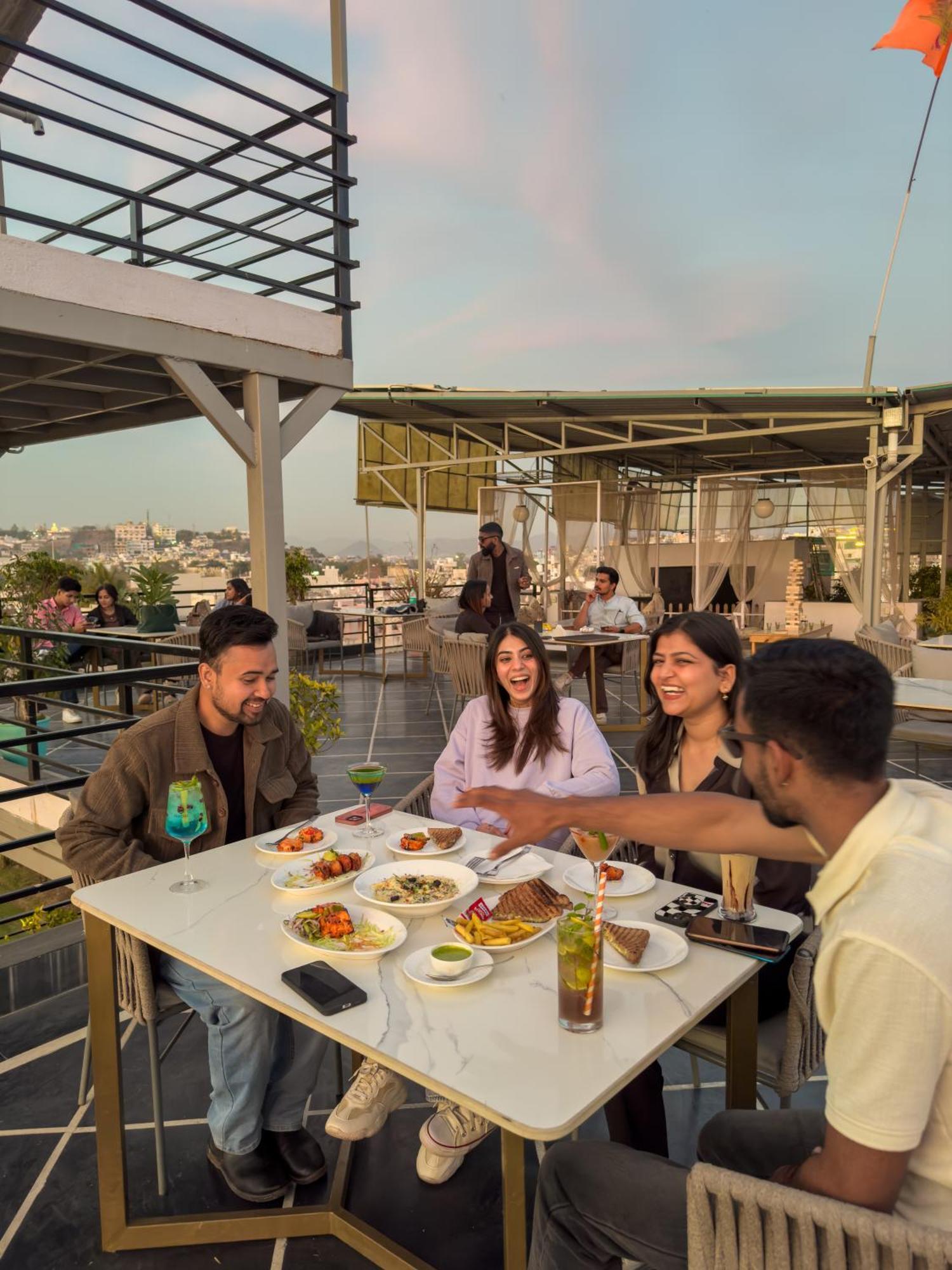 Musafir Hostel อุเดเปอร์ ภายนอก รูปภาพ