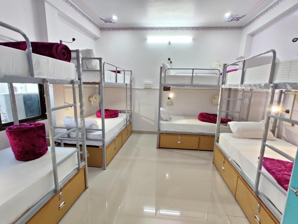 Musafir Hostel อุเดเปอร์ ภายนอก รูปภาพ